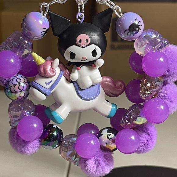 Hello Kitty Kuromi Rearview Mirror Car Hanger - Picture 7 of 7